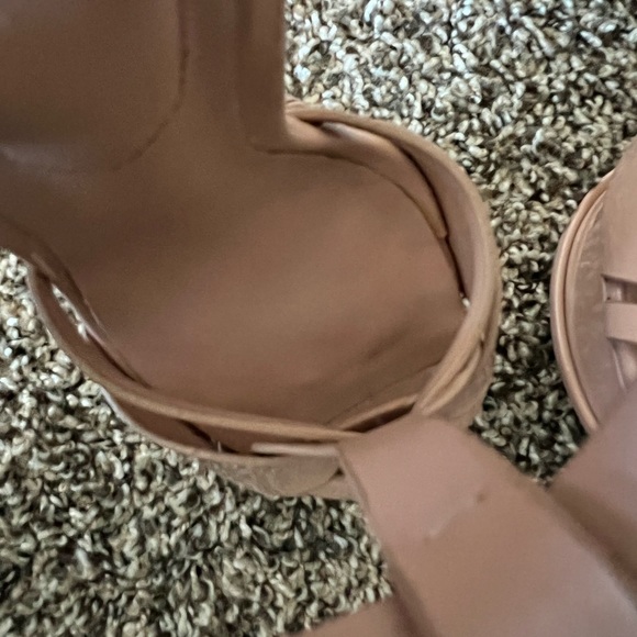 Aldo Patent Leather Heels - Picture 11 of 11